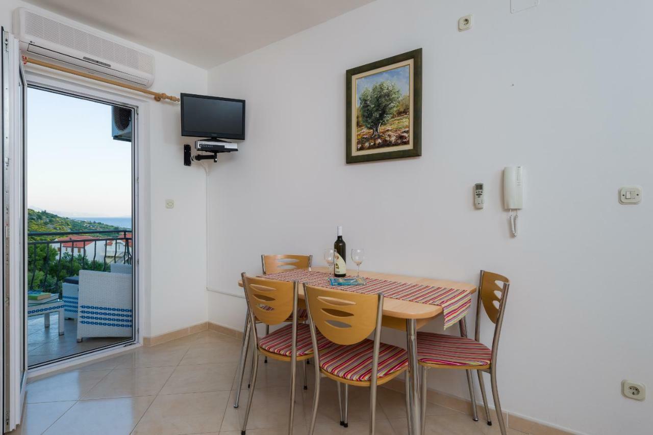 Apartments Villa Vallum Bol Exterior foto