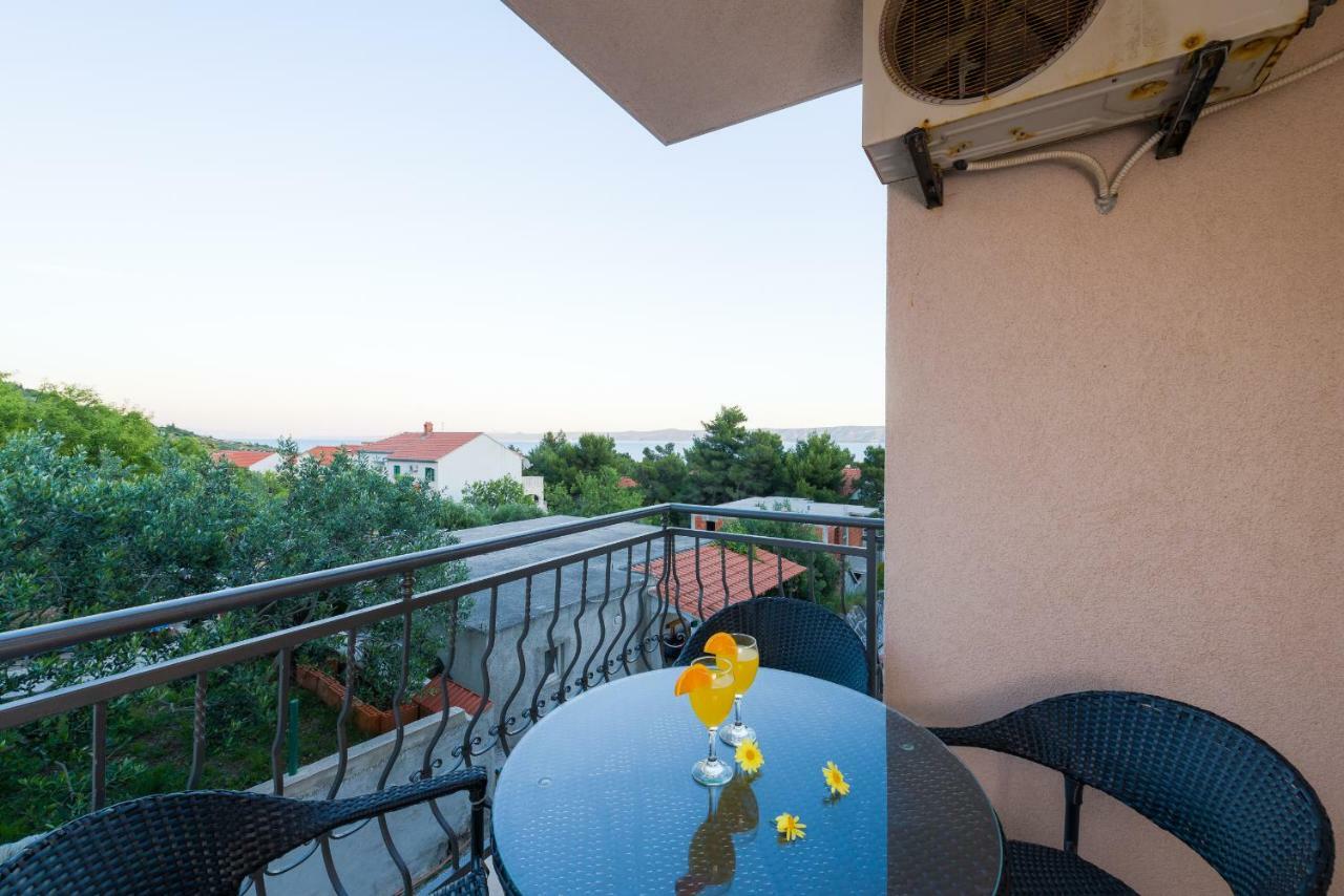 Apartments Villa Vallum Bol Exterior foto