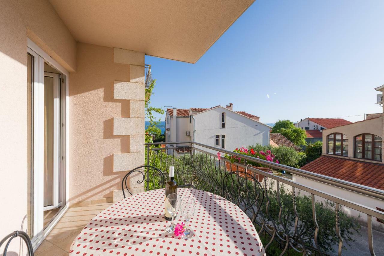 Apartments Villa Vallum Bol Exterior foto